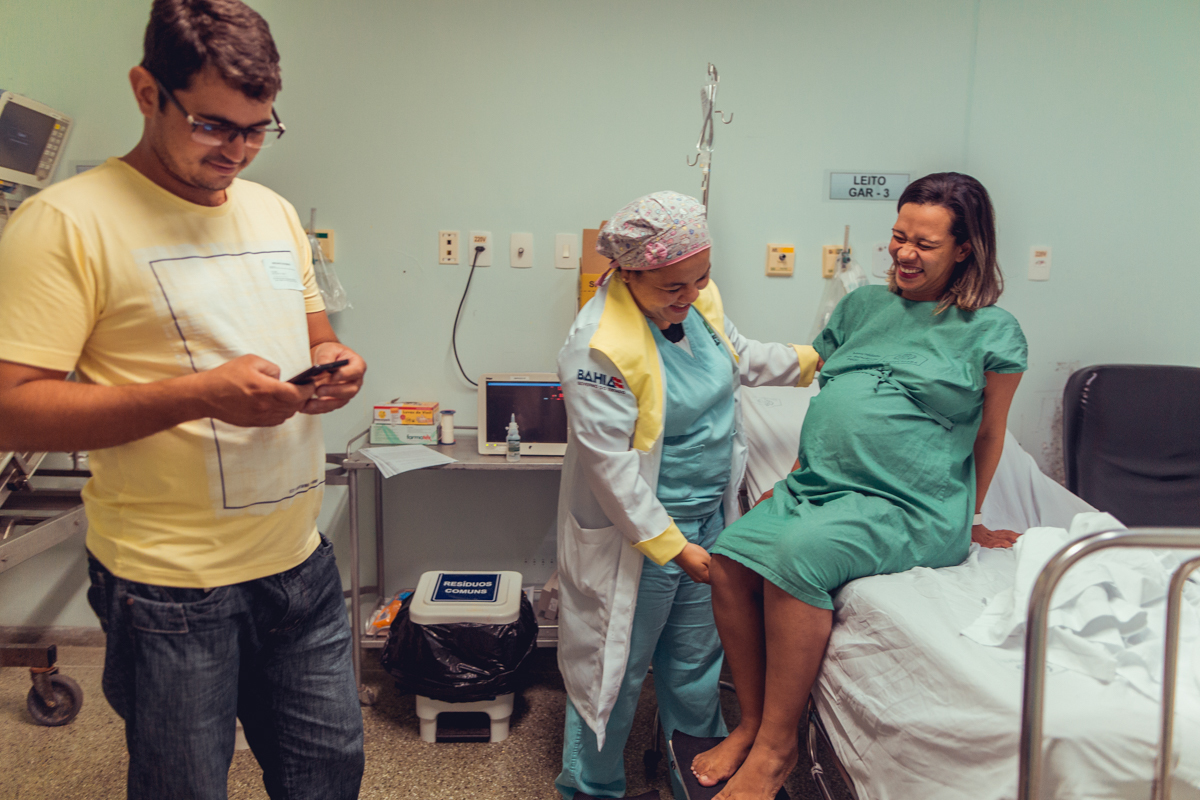 Eliomara Gomes eliomaria parto quadrigemeos riachao Maternidade de Referência José Maria de Magalhães Neto Senhoritas Fotografia Salvador 3 meninas e 1 menino Referencia Alto Risco Prematuro