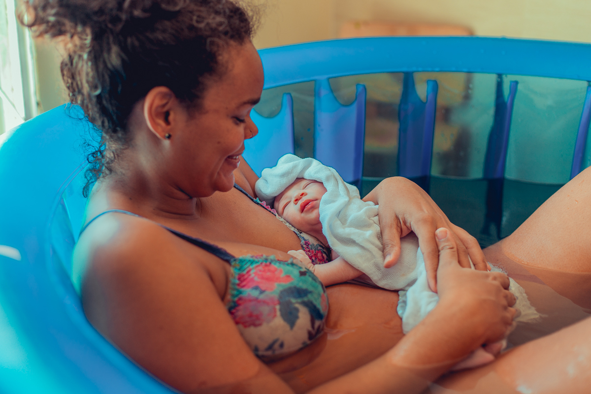 sobreparto parto domiciliar salvador natural humanizado normal senhoritas fotografia nascimento