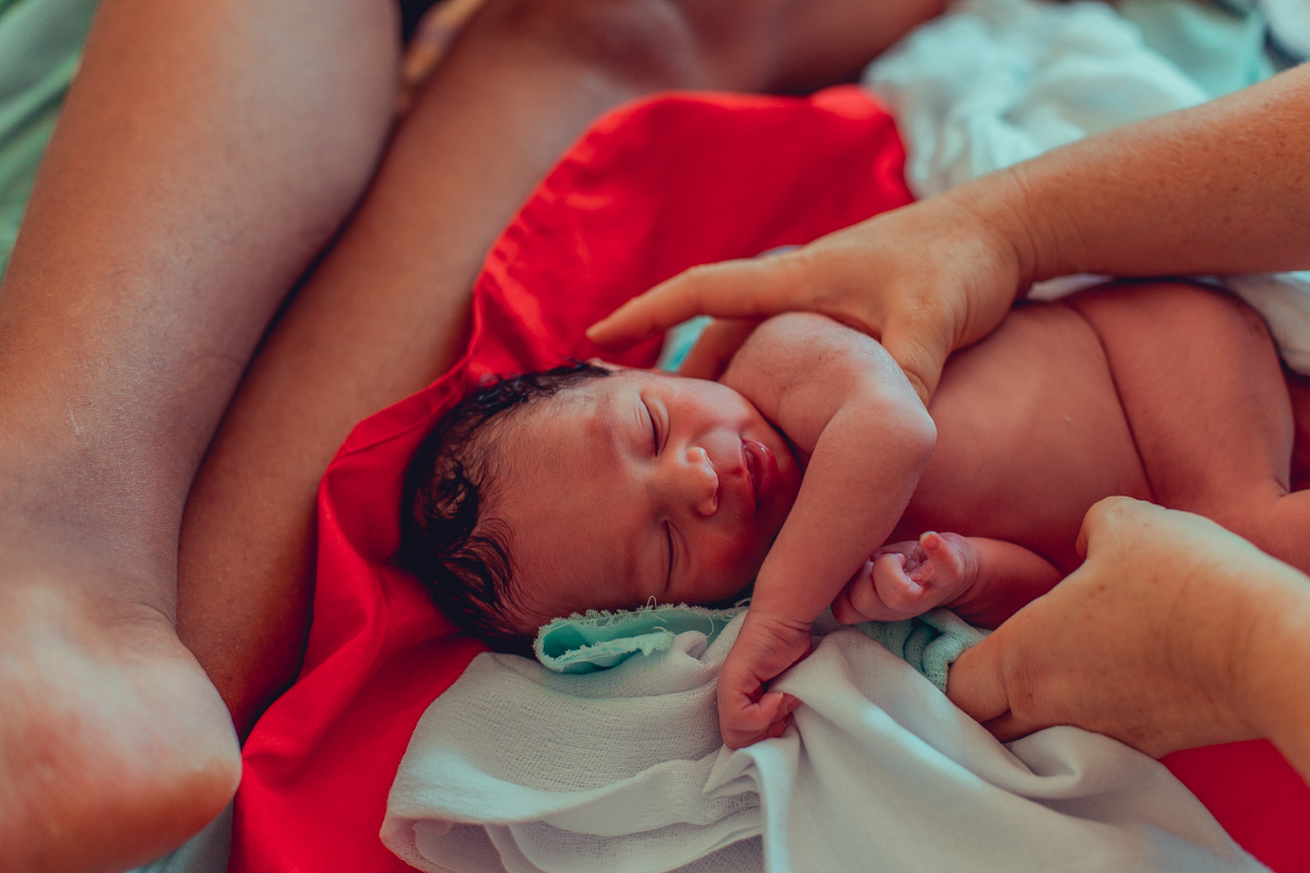 sobreparto parto domiciliar salvador primeiros cuidados com recem nascido newborn