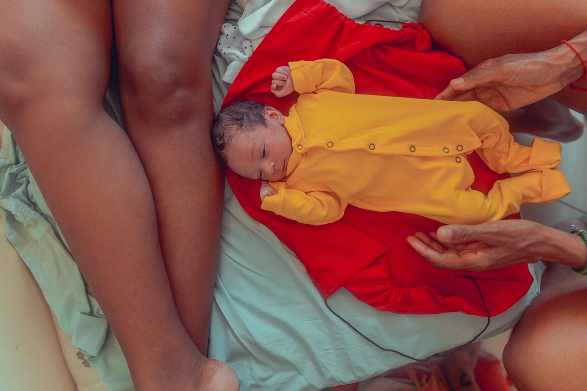 sobreparto parto domiciliar salvador primeiros cuidados com recem nascido newborn