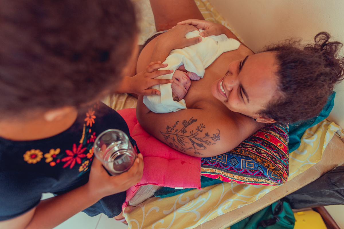 sobreparto parto domiciliar salvador natural humanizado normal senhoritas fotografia nascimento