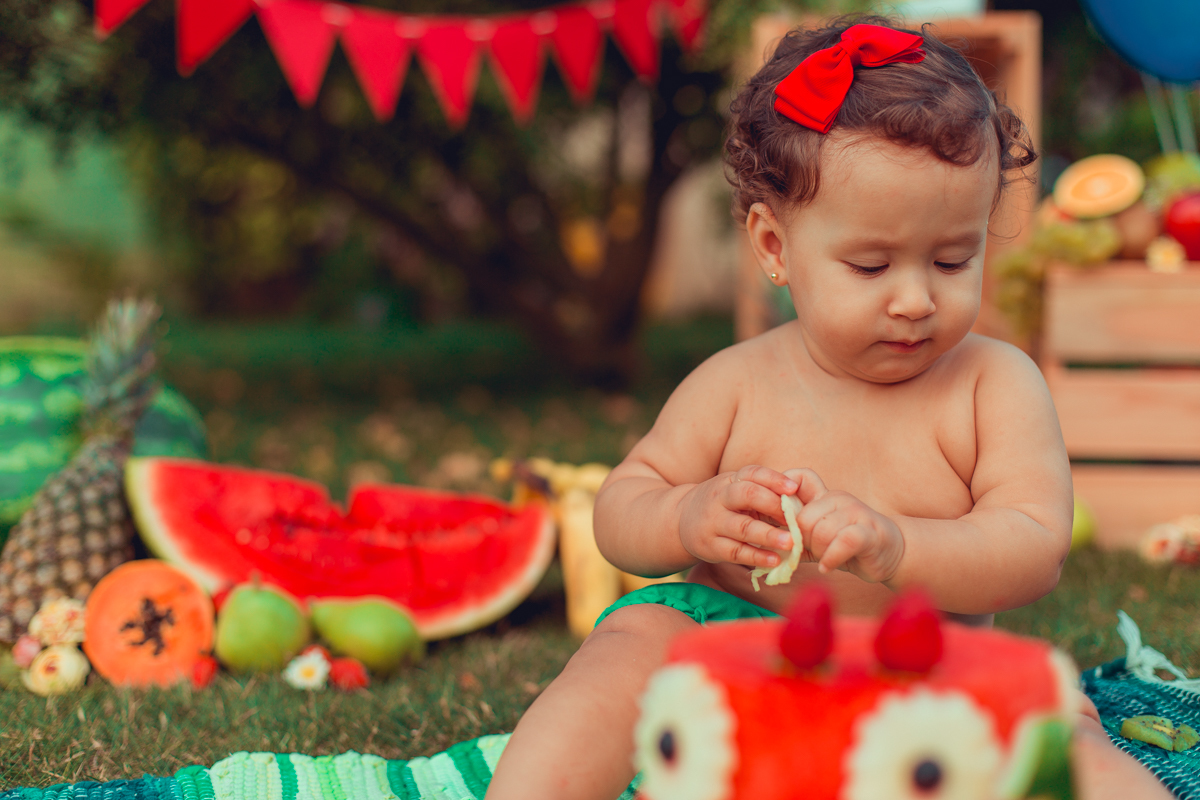  smash the fruit cake ensaio infantil salvador fotografia fotografo frutas melancia 1 ano