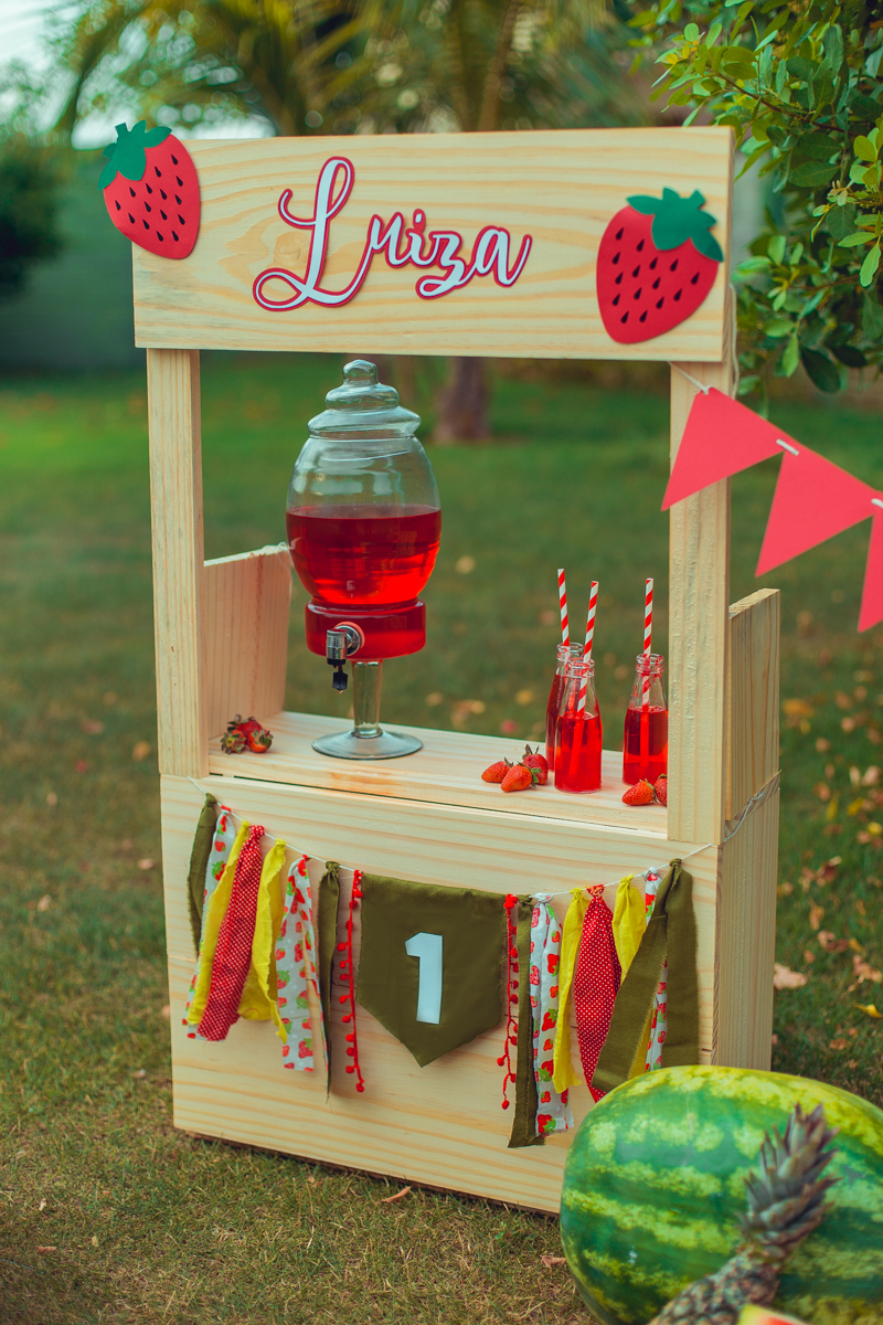 decoração smash the fruit cake ensaio infantil salvador fotografia fotografo frutas melancia 1 ano barraca barraquinha pinus pallet 