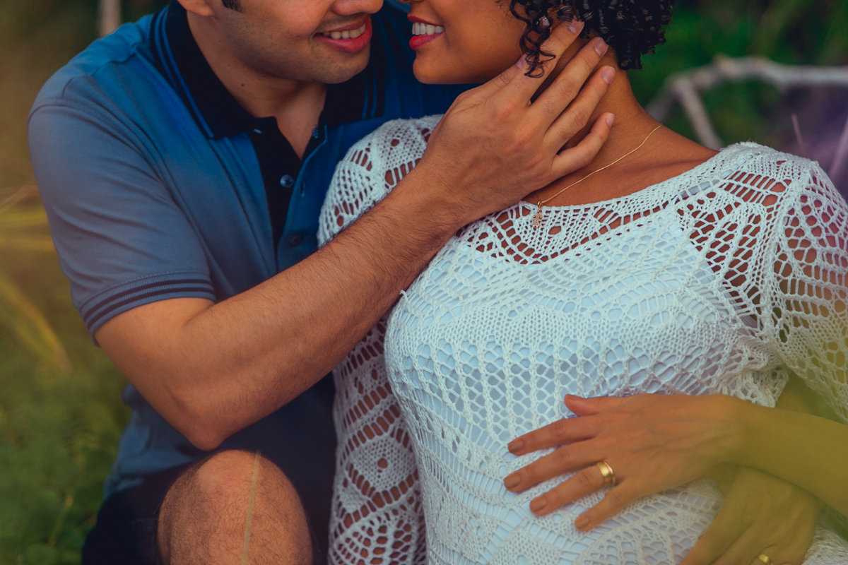 ensaio gestante itacimirim salvador fotografia fotografos senhoritas fotografo fotografa gravida foto criativa diferente praia  natureza natural bonita