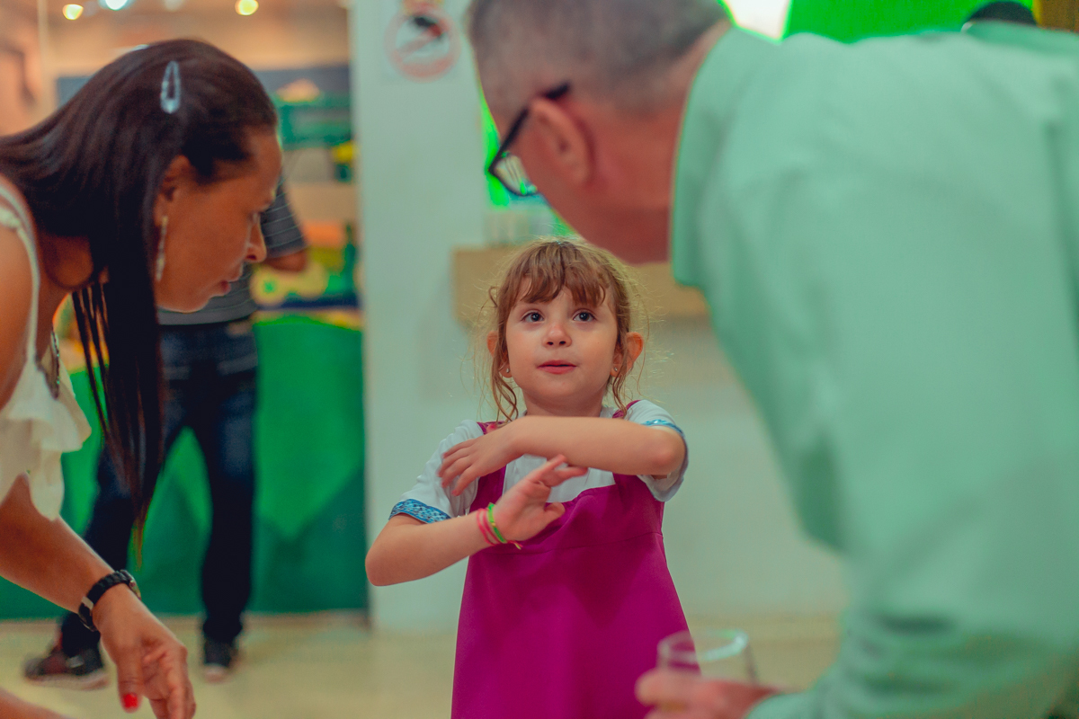 aniversario buffet terra do nunca tema masha e o urso festa de um ano salvador lauro de freitas senhoritas fotografias apresentação da masha e seu amigo urso