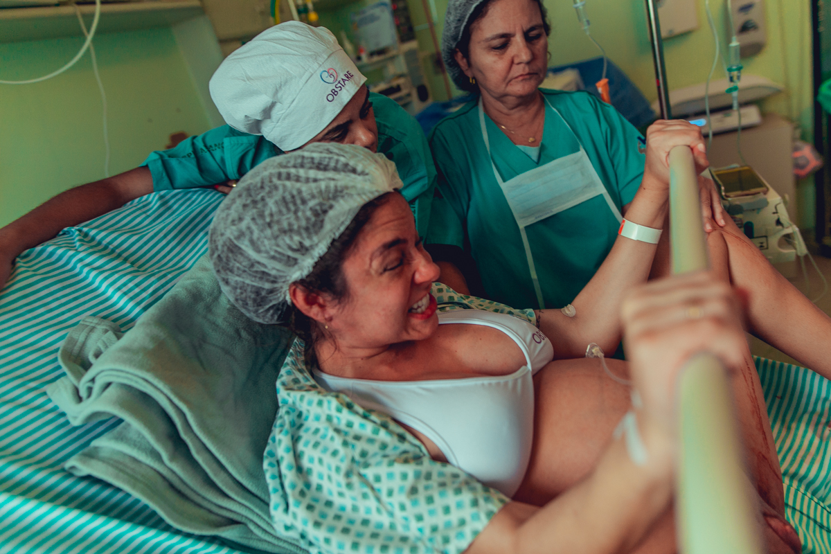 obstare salvador rodrigo lemos adriana monteiro parto normal natural hospital aliança hospitalar humanizado doula fase expulsiva expulsivo nascimento