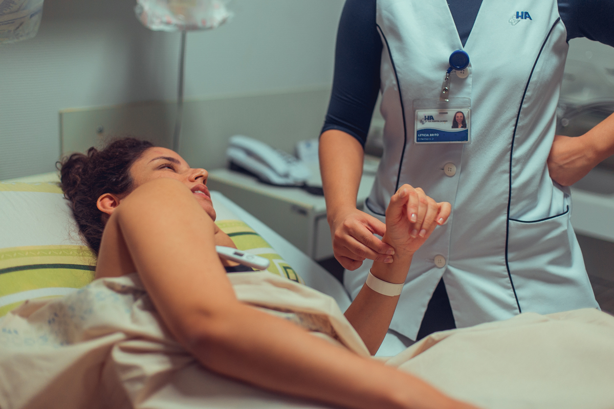 obstare salvador rodrigo lemos adriana monteiro parto normal natural hospital aliança hospitalar humanizado doula batimentos cardiacos