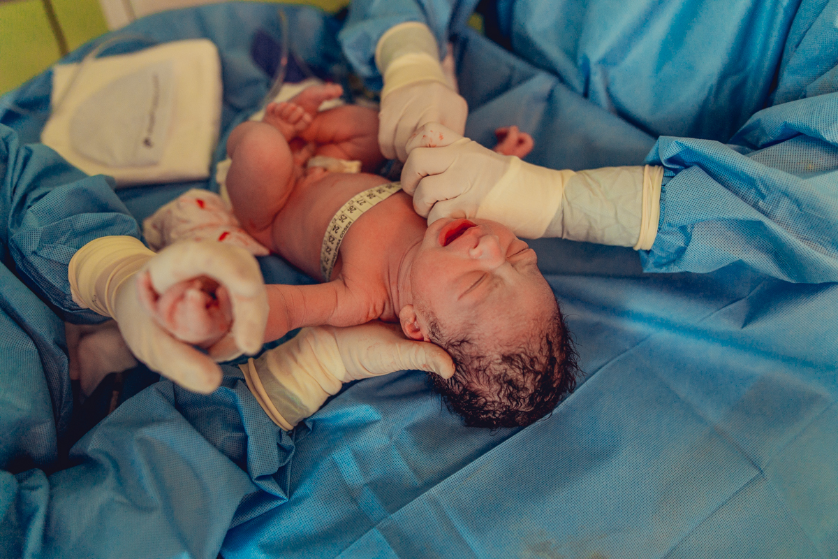 obstare salvador rodrigo lemos adriana monteiro parto normal natural hospital aliança hospitalar humanizado doula neonatologista pediatra cuidados com o recem nascido