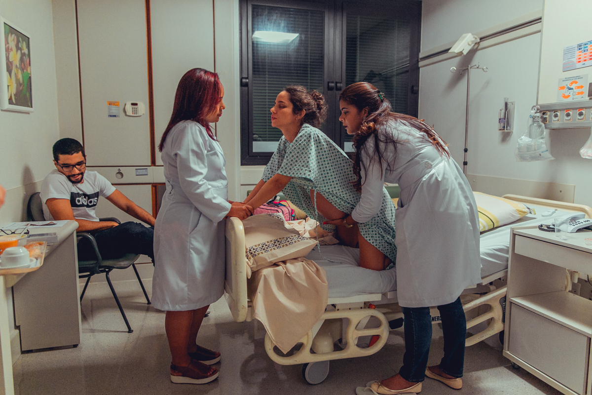 obstare salvador rodrigo lemos adriana monteiro parto normal natural hospital aliança hospitalar humanizado doula quatro apoios