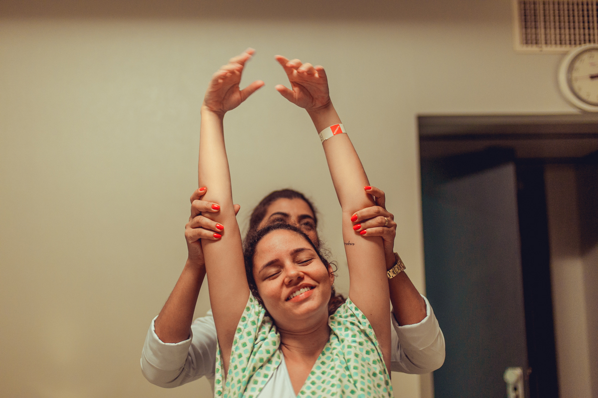 obstare salvador rodrigo lemos adriana monteiro parto normal natural hospital aliança hospitalar humanizado doula alongamento gestante gravida exercicios