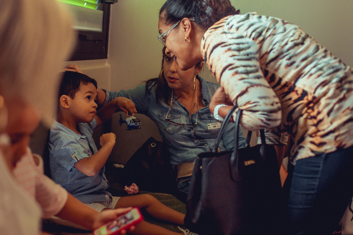 hospital aliança parto normal cesariana cesarea fotografia nascimento salvador fotografa foto  exames internação maternidade pre natal irmao mais velho pai mae filho filha casal familia