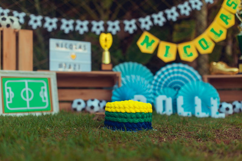 smash the cake fruit salvador fotografia infnatil copa futebol brasil