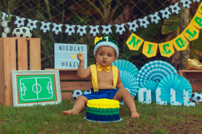 smash the cake fruit salvador fotografia infnatil copa futebol brasil