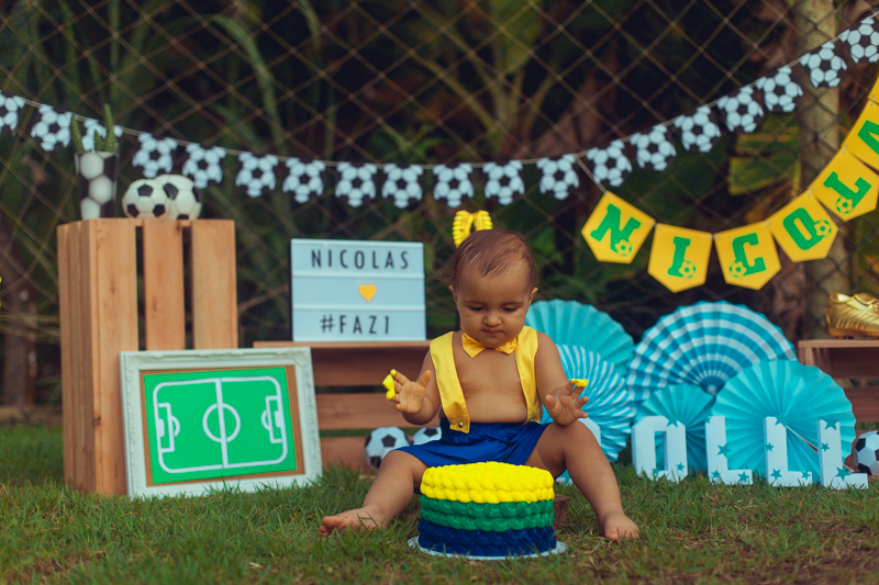 smash the cake fruit salvador fotografia infnatil copa futebol brasil