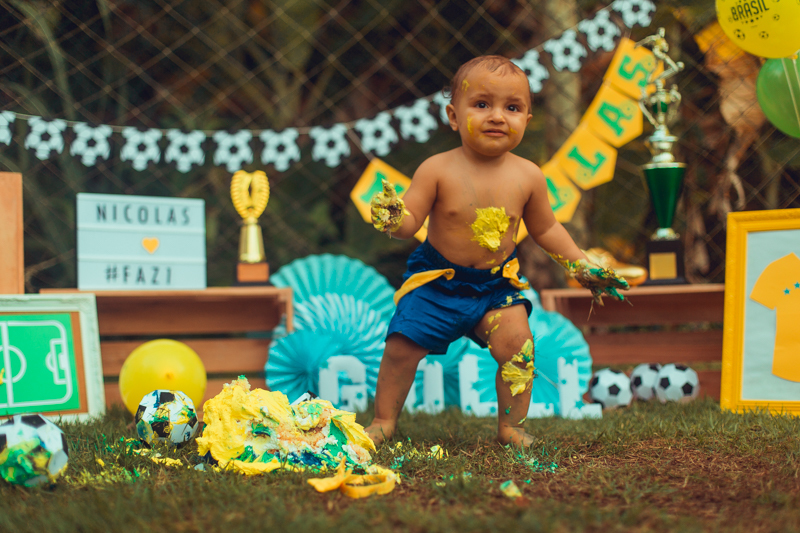 smash the cake fruit salvador fotografia infnatil copa futebol brasil