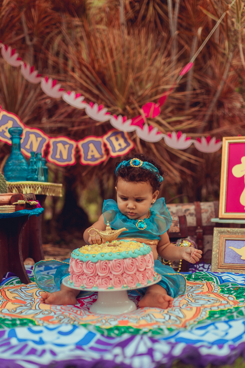 smash the cake jasmine disney flor de lotus criativo colorido diferente fotografia foto infantil salvador senhoritas fotografa fotografo mandala bolo fantasia lampada magica genio