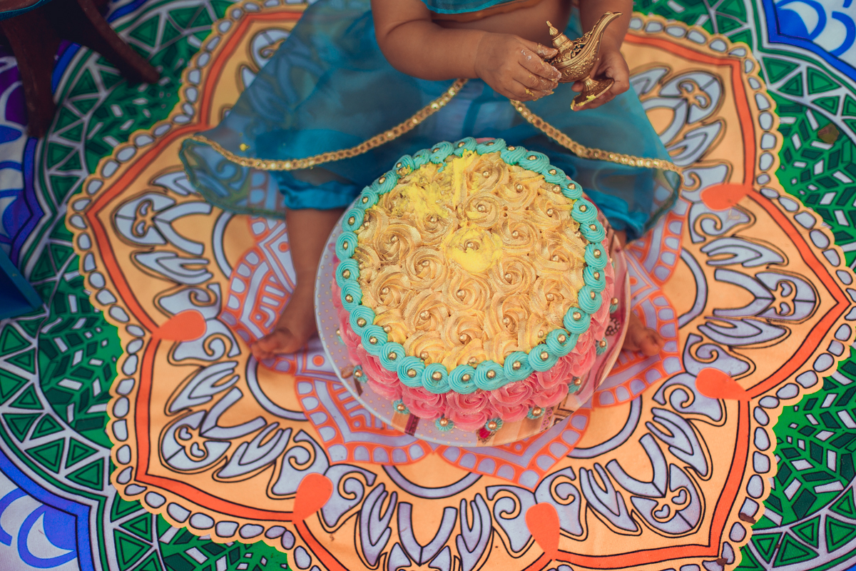 smash the cake jasmine disney flor de lotus criativo colorido diferente fotografia foto infantil salvador senhoritas fotografa fotografo mandala bolo fantasia lampada magica genio