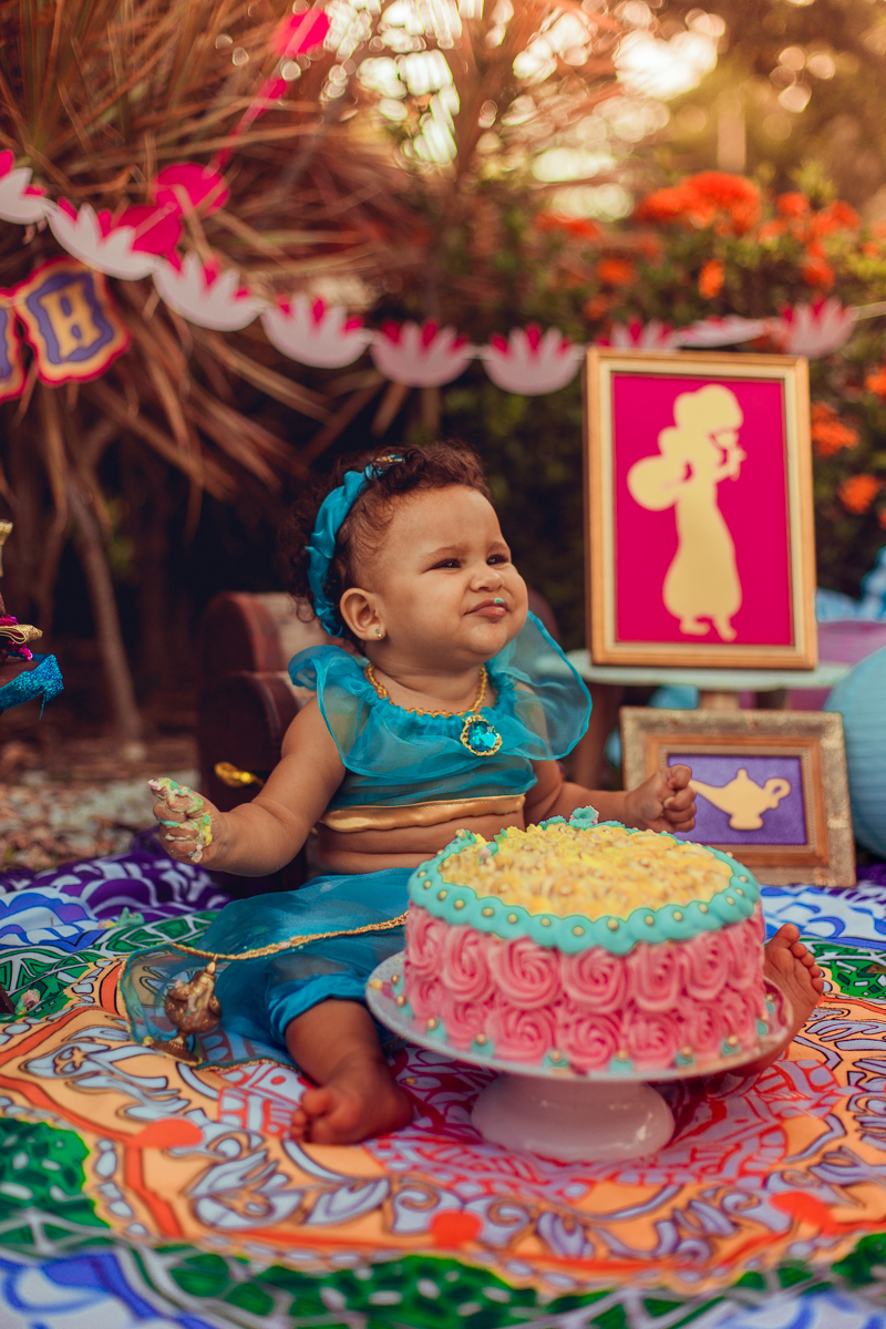 smash the cake jasmine disney flor de lotus criativo colorido diferente fotografia foto infantil salvador senhoritas fotografa fotografo mandala bolo fantasia lampada magica genio