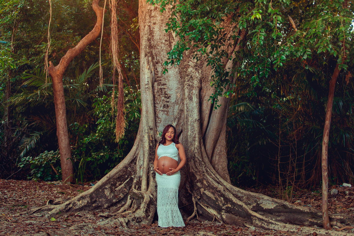 ensaio gestante patricia enfermeira obstetra obstare fotografia foto fotografo criativa pose diferente bonita linda fotografa look natureza natural