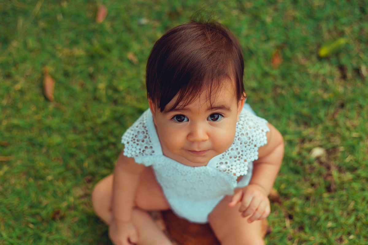 smash the cake bolos prima fotografia infantil senhoritas salvador lauro de freitas criativa bonita diferente poses fotografa fotografo fotos praia natureza natural balao de ar quente tematico tema hot air balloon decoração papelaria bandeirolas letras 3d