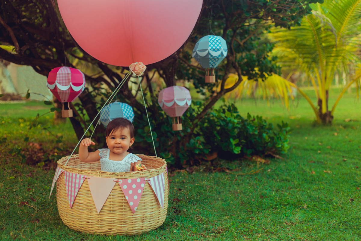 ensaio familia fotografia infantil senhoritas salvador lauro de freitas criativa bonita diferente poses fotografa fotografo fotos praia natureza natural balao de ar quente tematico tema
