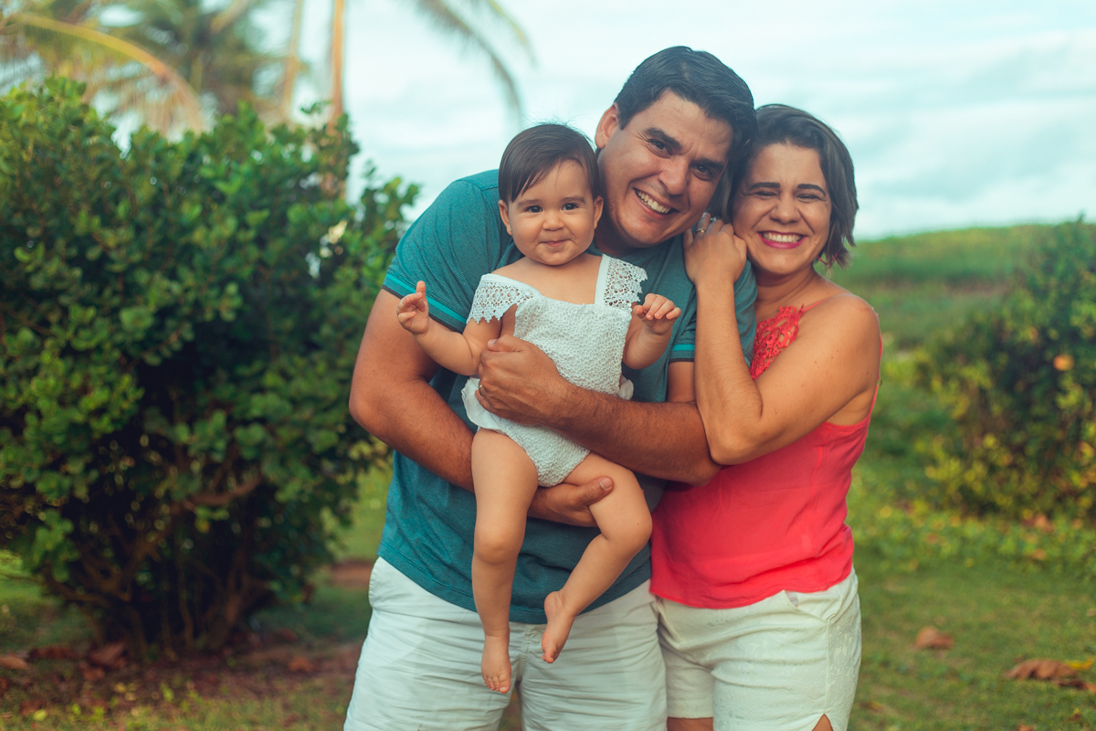 ensaio familia fotografia infantil senhoritas salvador lauro de freitas criativa bonita diferente poses fotografa fotografo fotos praia natureza natural