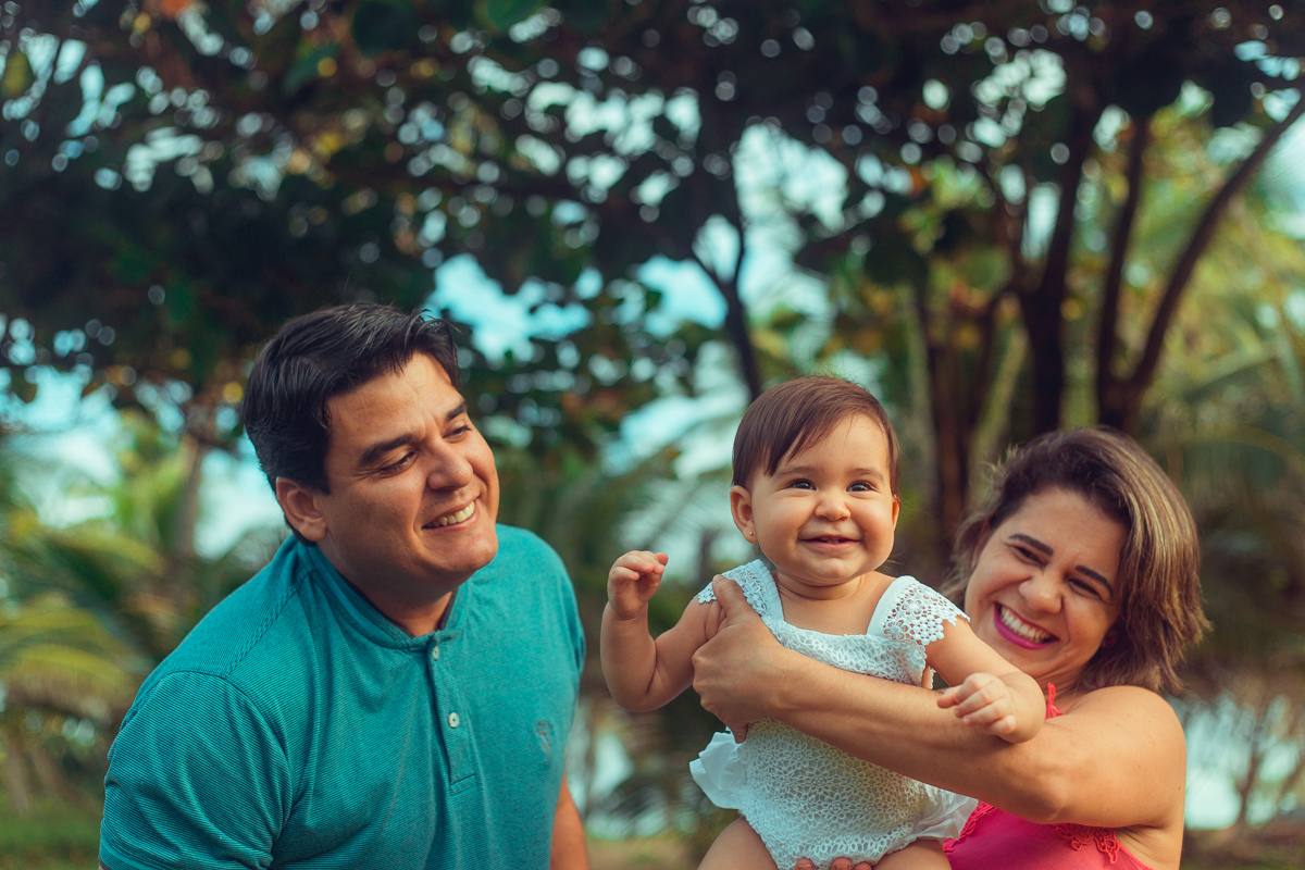 ensaio familia fotografia infantil senhoritas salvador lauro de freitas criativa bonita diferente poses fotografa fotografo fotos praia natureza natural