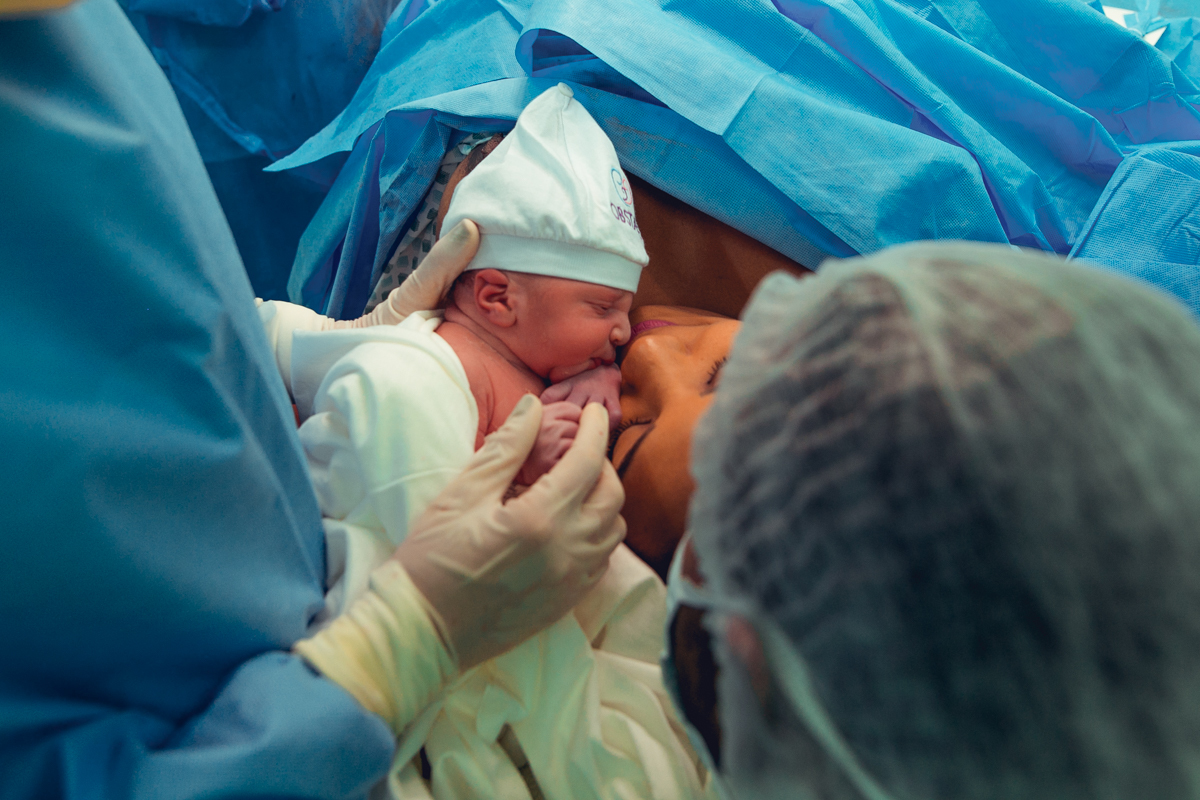 nascimento bento obstare salvador dr rodrigo dra adriana cesariana cesarea humanizada humanizacao natural normal analgesia obstetra patrica versao pelvico 