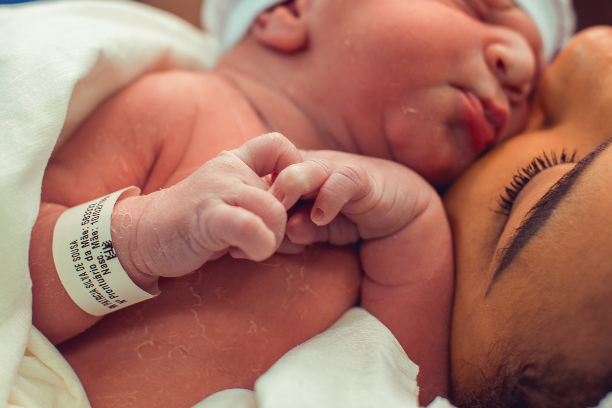 nascimento bento obstare salvador dr rodrigo dra adriana cesariana cesarea humanizada humanizacao natural normal analgesia obstetra patrica versao pelvico 