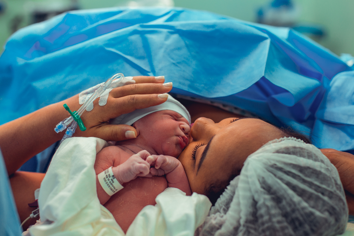 nascimento bento obstare salvador dr rodrigo dra adriana cesariana cesarea humanizada humanizacao natural normal analgesia obstetra patrica versao pelvico 