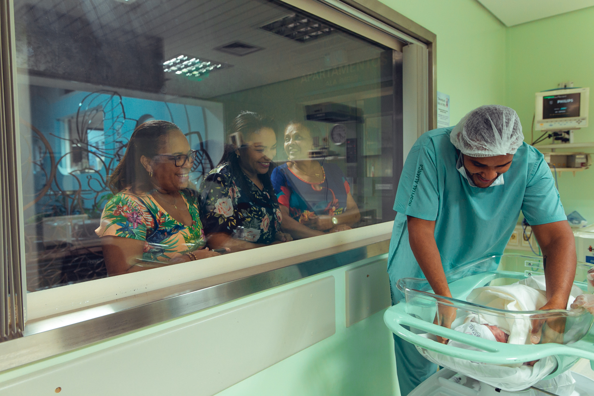 nascimento bento obstare salvador dr rodrigo dra adriana cesariana cesarea humanizada humanizacao natural normal analgesia obstetra patrica versao pelvico 