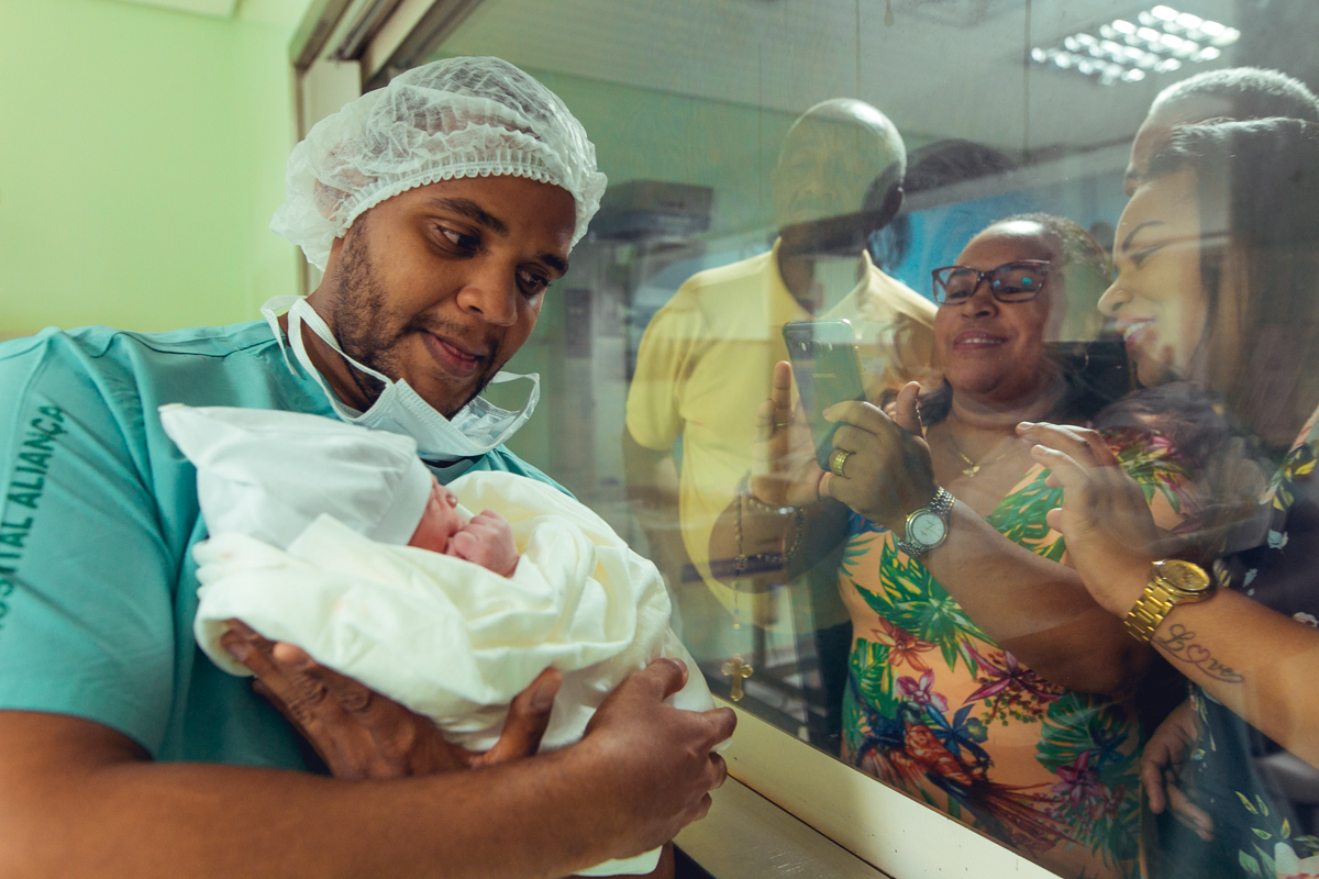 nascimento bento obstare salvador dr rodrigo dra adriana cesariana cesarea humanizada humanizacao natural normal analgesia obstetra patrica versao pelvico 