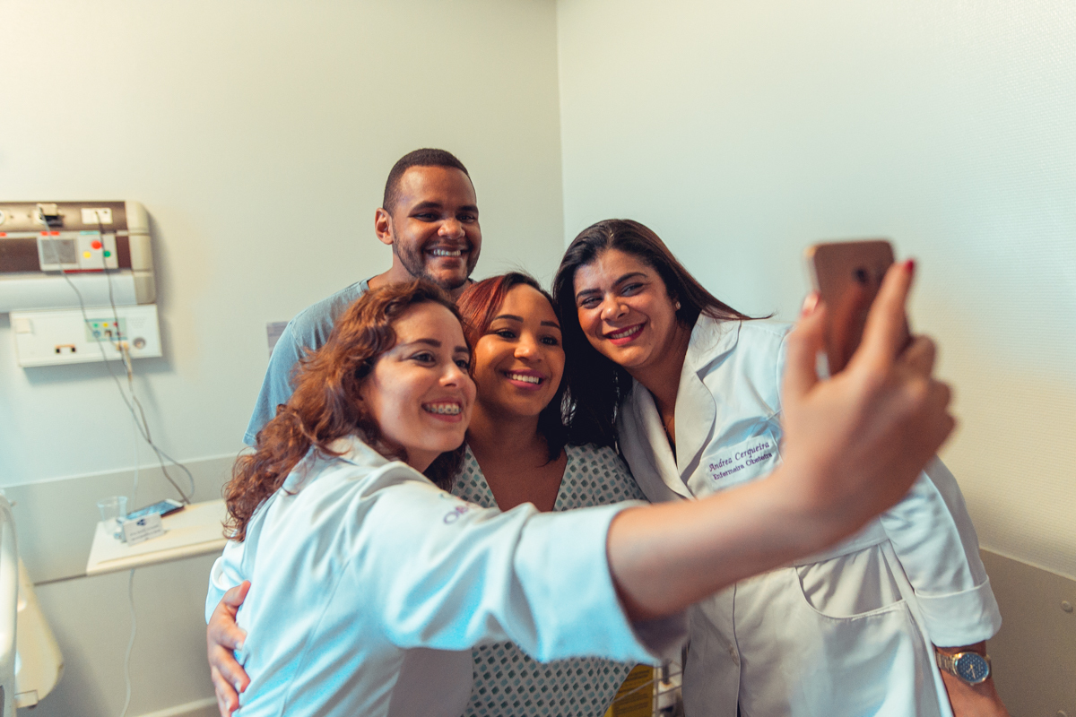 nascimento bento obstare salvador dr rodrigo dra adriana cesariana cesarea humanizada humanizacao natural normal analgesia obstetra patrica versao pelvico 