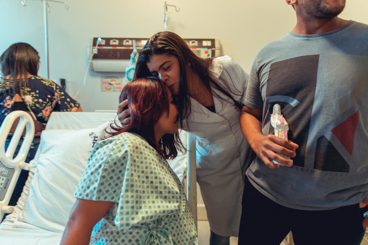 nascimento bento obstare salvador dr rodrigo dra adriana cesariana cesarea humanizada humanizacao natural normal analgesia obstetra patrica versao pelvico 