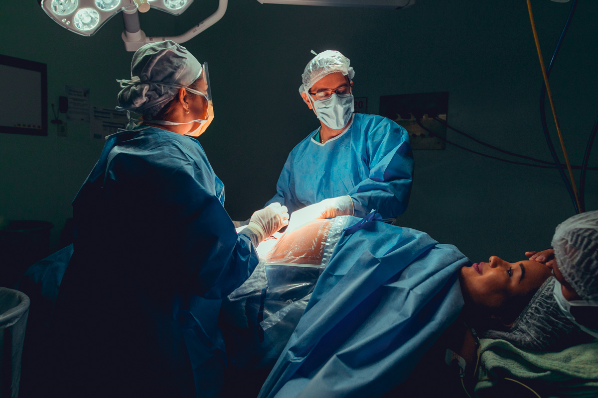 nascimento bento obstare salvador dr rodrigo dra adriana cesariana cesarea humanizada humanizacao natural normal analgesia obstetra patrica versao pelvico 