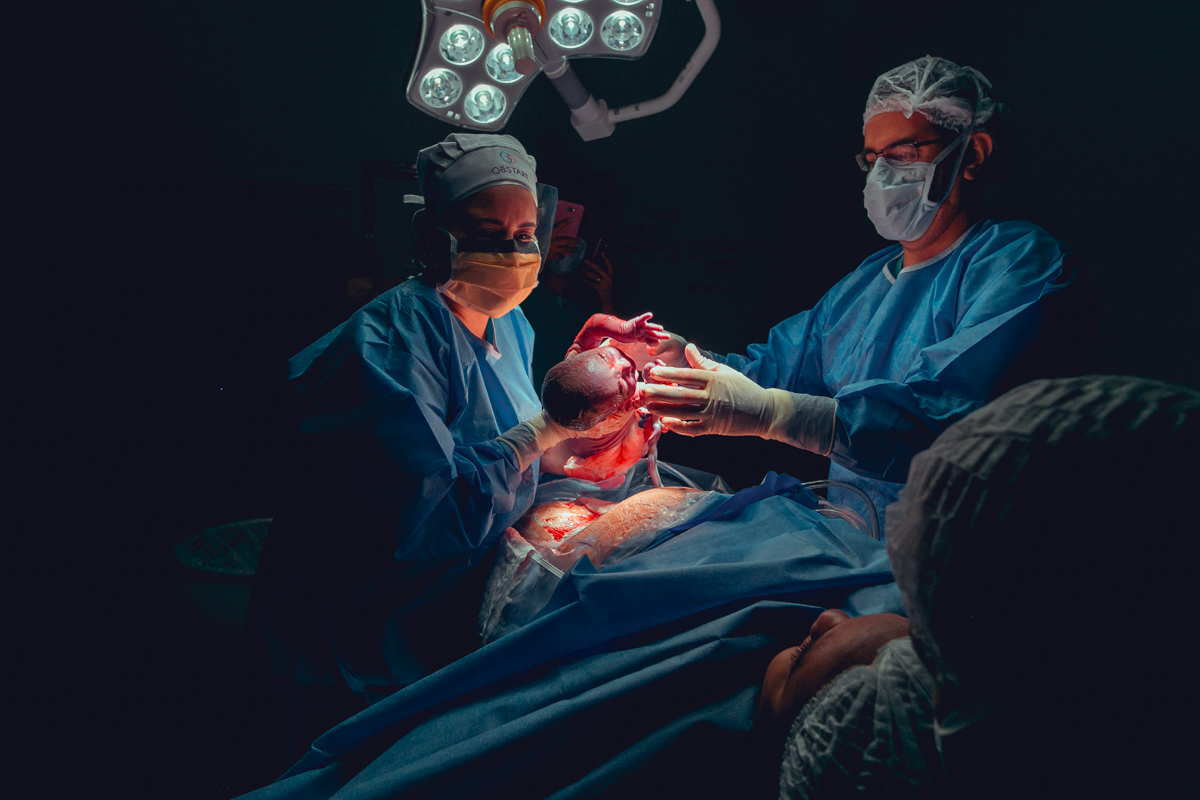 nascimento bento obstare salvador dr rodrigo dra adriana cesariana cesarea humanizada humanizacao natural normal analgesia obstetra patrica versao pelvico 