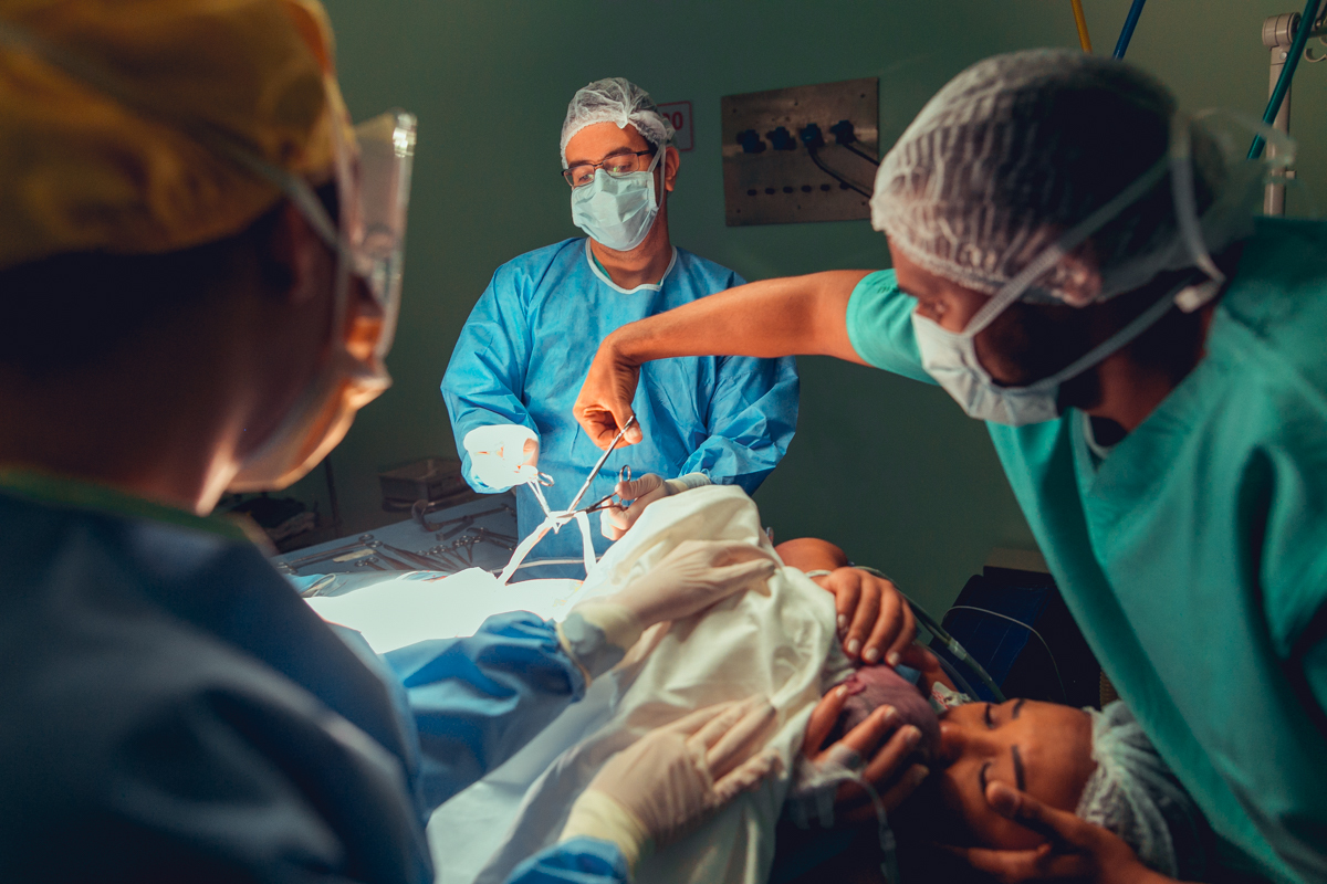 nascimento bento obstare salvador dr rodrigo dra adriana cesariana cesarea humanizada humanizacao natural normal analgesia obstetra patrica versao pelvico 