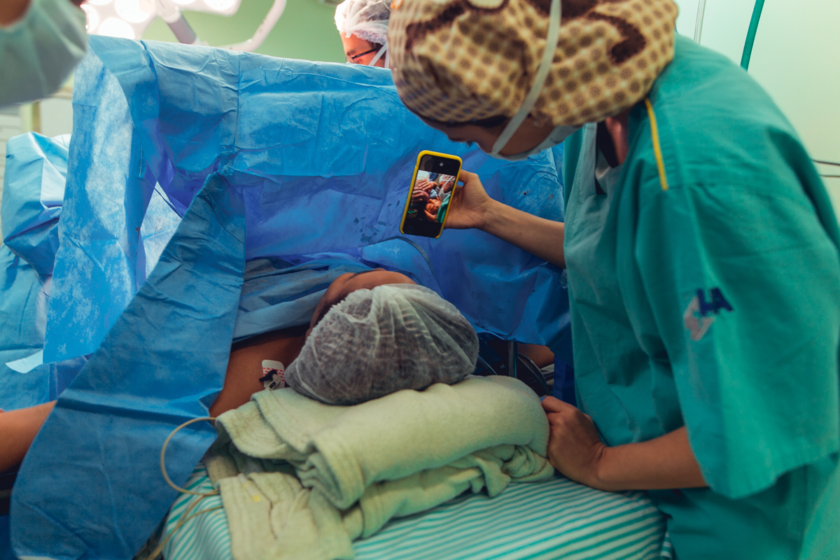 nascimento bento obstare salvador dr rodrigo dra adriana cesariana cesarea humanizada humanizacao natural normal analgesia obstetra patrica versao pelvico 