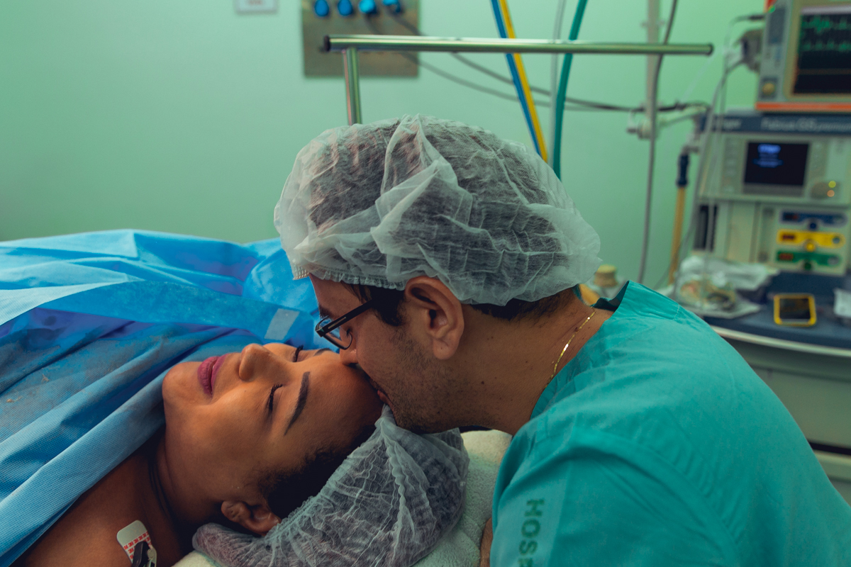 nascimento bento obstare salvador dr rodrigo dra adriana cesariana cesarea humanizada humanizacao natural normal analgesia obstetra patrica versao pelvico 