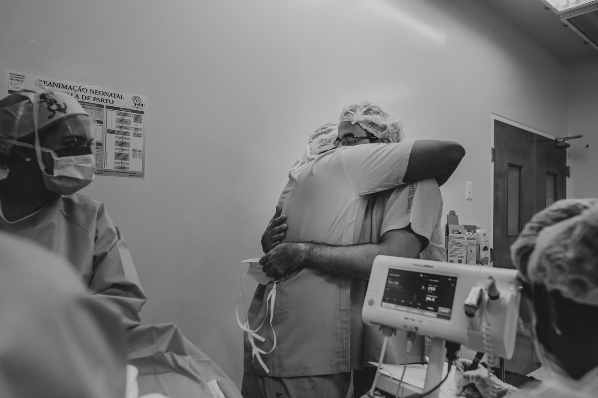 nascimento bento obstare salvador dr rodrigo dra adriana cesariana cesarea humanizada humanizacao natural normal analgesia obstetra patrica versao pelvico 