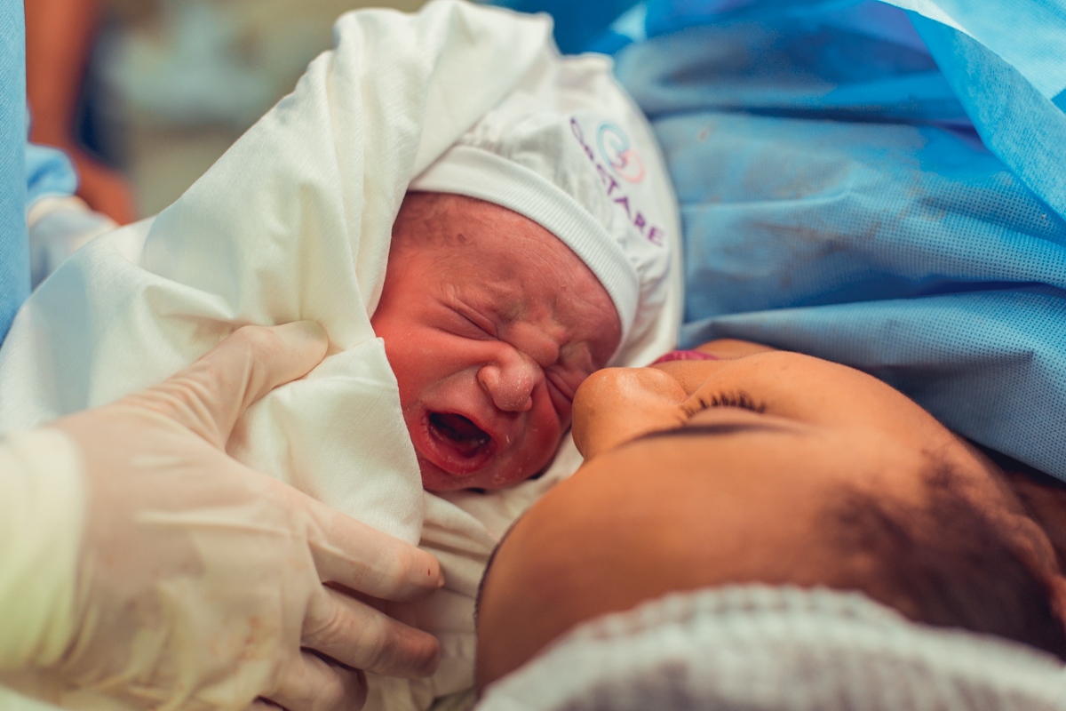 nascimento bento obstare salvador dr rodrigo dra adriana cesariana cesarea humanizada humanizacao natural normal analgesia obstetra patrica versao pelvico 