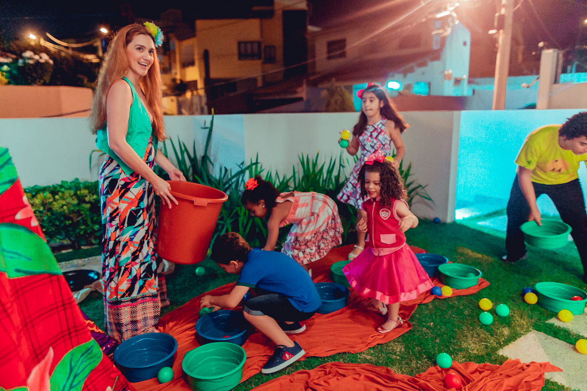 senhoritas ludy siqueira aniversario infantil fotografia fotografa festa patrulha canina decor decoração tema salvador foto album book melhor criativa diferente ideias ideia bolo fantasia roupa vestido menina presente convidados brincando sem fronteiras