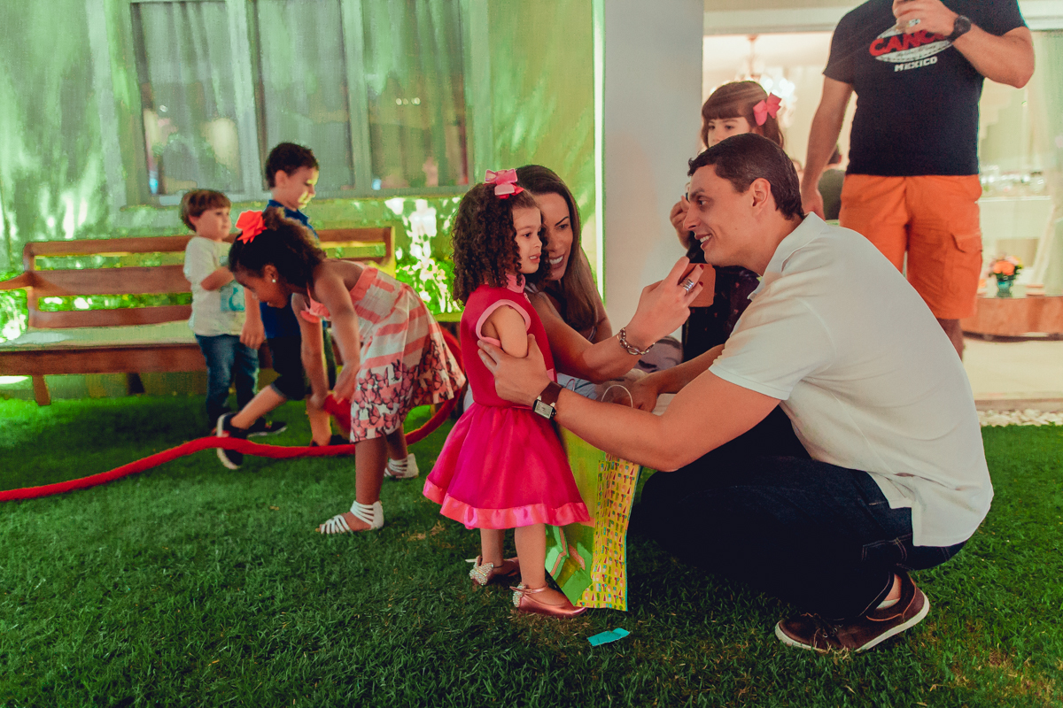 senhoritas ludy siqueira aniversario infantil fotografia fotografa festa patrulha canina decor decoração tema salvador foto album book melhor criativa diferente ideias ideia bolo fantasia roupa vestido menina presente convidados brincando sem fronteiras