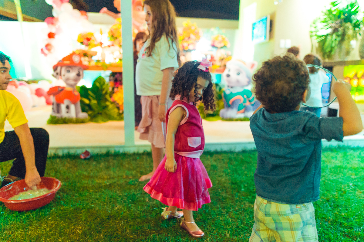 senhoritas ludy siqueira aniversario infantil fotografia fotografa festa patrulha canina decor decoração tema salvador foto album book melhor criativa diferente ideias ideia bolo fantasia roupa vestido menina presente convidados brincando sem fronteiras