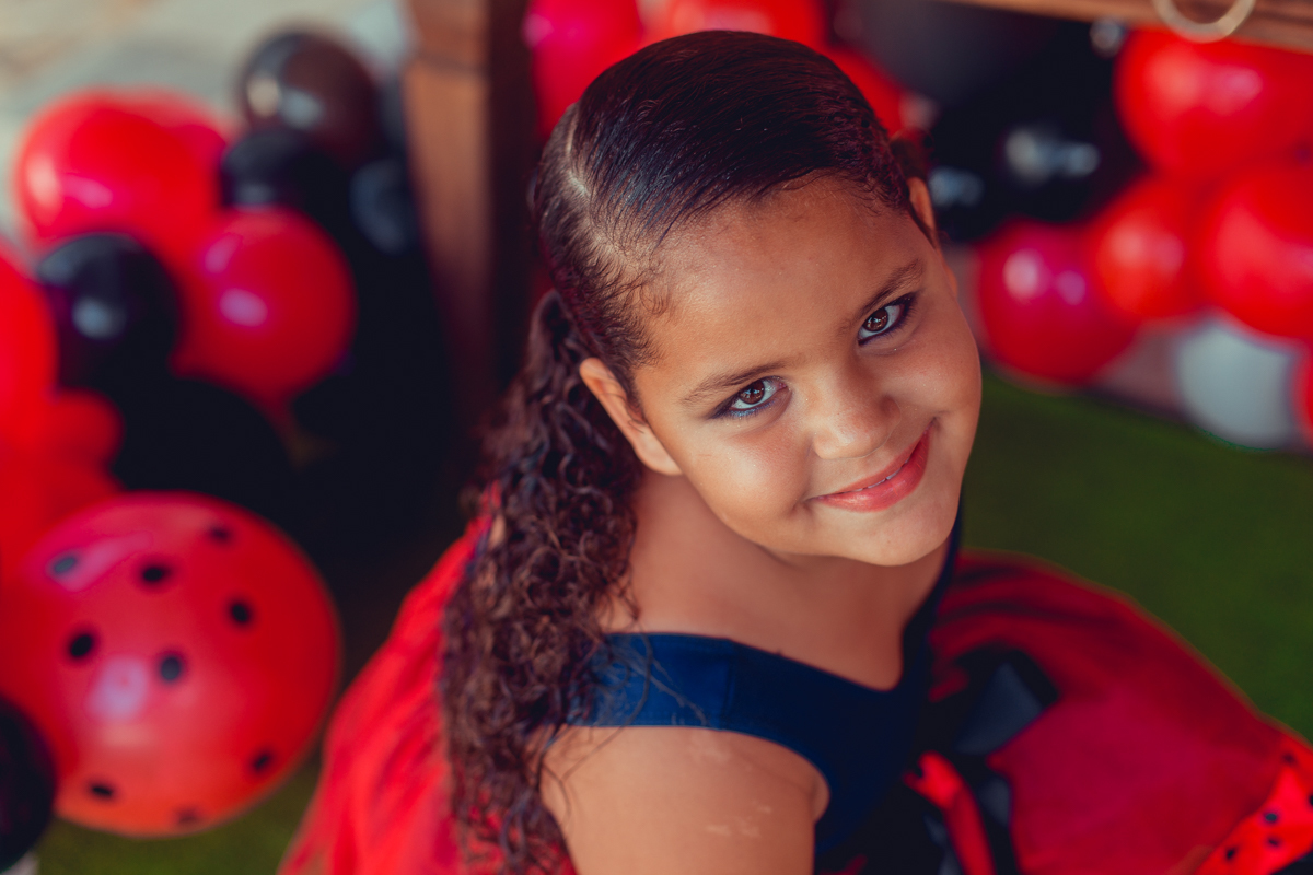 aniversario infantil senhoritas fotografia foto fotografa crianças um ano 1 ladybug decoração decor festa criativa diferente balao desconstruido party ideas fotos espontaneas