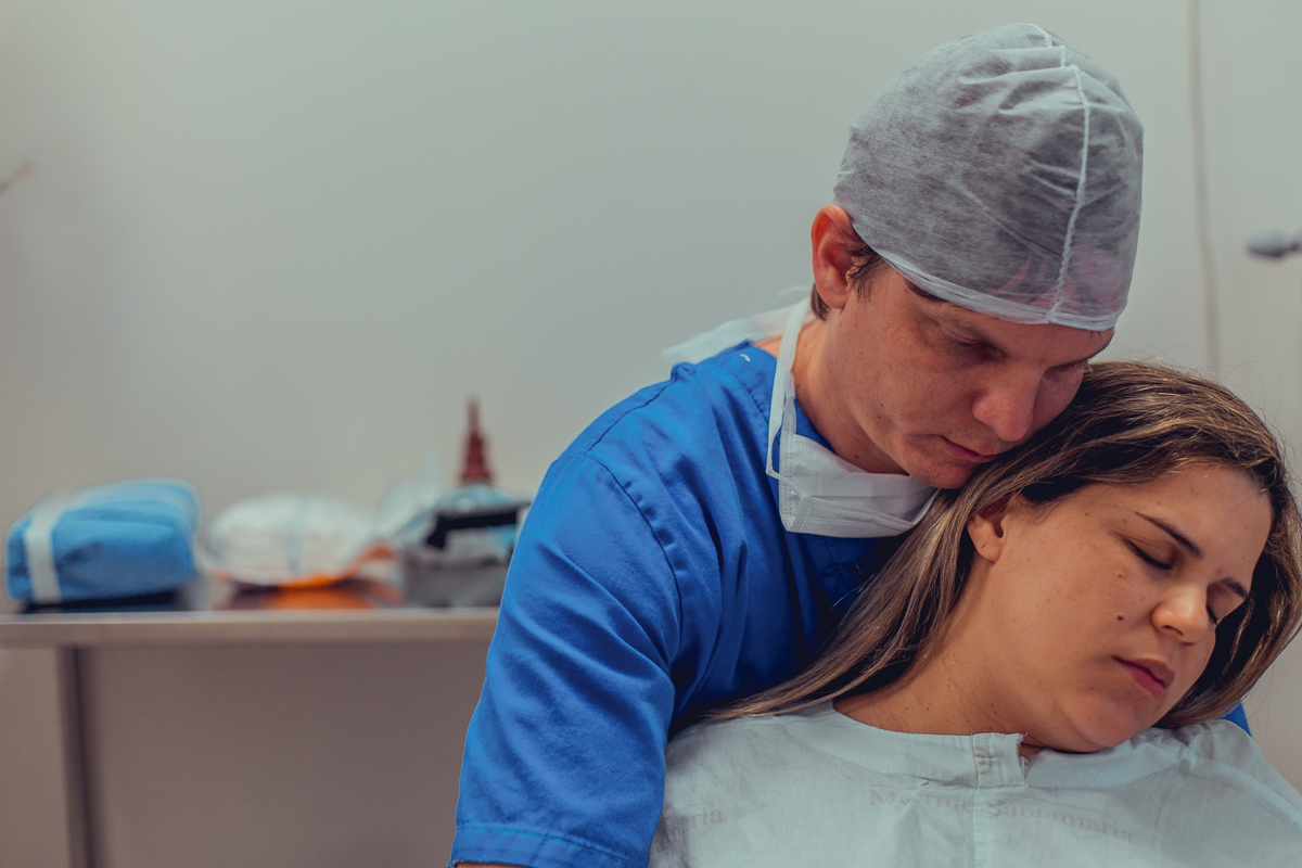 parto natural normal fotografia foto fotografa salvador inspiration nascimento humanizado vervita camila rabello obstare adriana monteiro rodrigo lemos melhor domiciliar na agua em casa hospital portugues aliança maternidade santa maria