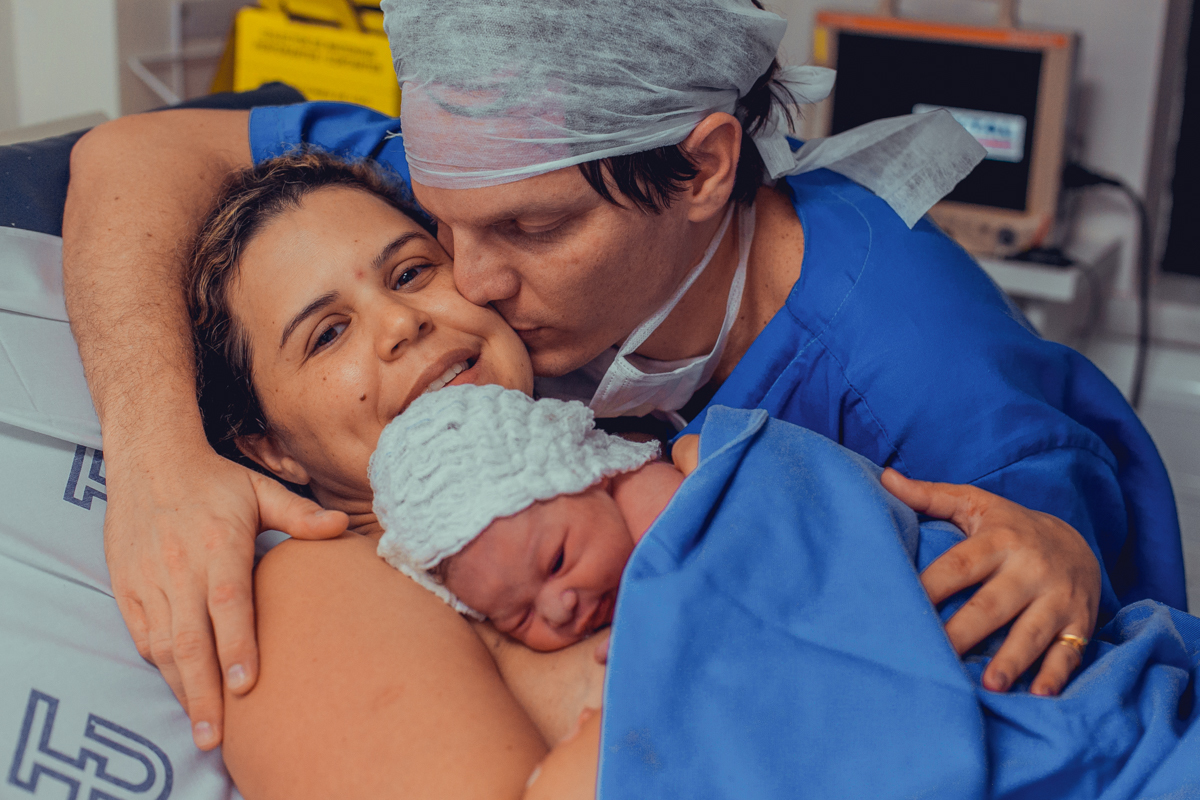 parto natural normal fotografia foto fotografa salvador inspiration nascimento humanizado vervita camila rabello obstare adriana monteiro rodrigo lemos melhor domiciliar na agua em casa hospital portugues aliança maternidade santa maria