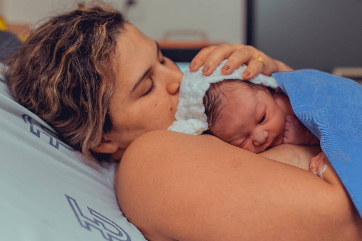 parto natural normal fotografia foto fotografa salvador inspiration nascimento humanizado vervita camila rabello obstare adriana monteiro rodrigo lemos melhor domiciliar na agua em casa hospital portugues aliança maternidade santa maria