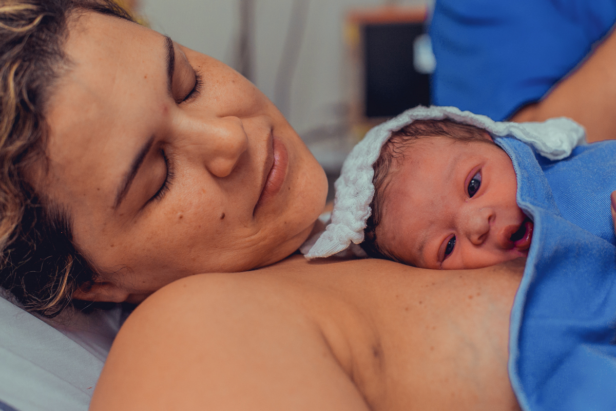 parto natural normal fotografia foto fotografa salvador inspiration nascimento humanizado vervita camila rabello obstare adriana monteiro rodrigo lemos melhor domiciliar na agua em casa hospital portugues aliança maternidade santa maria