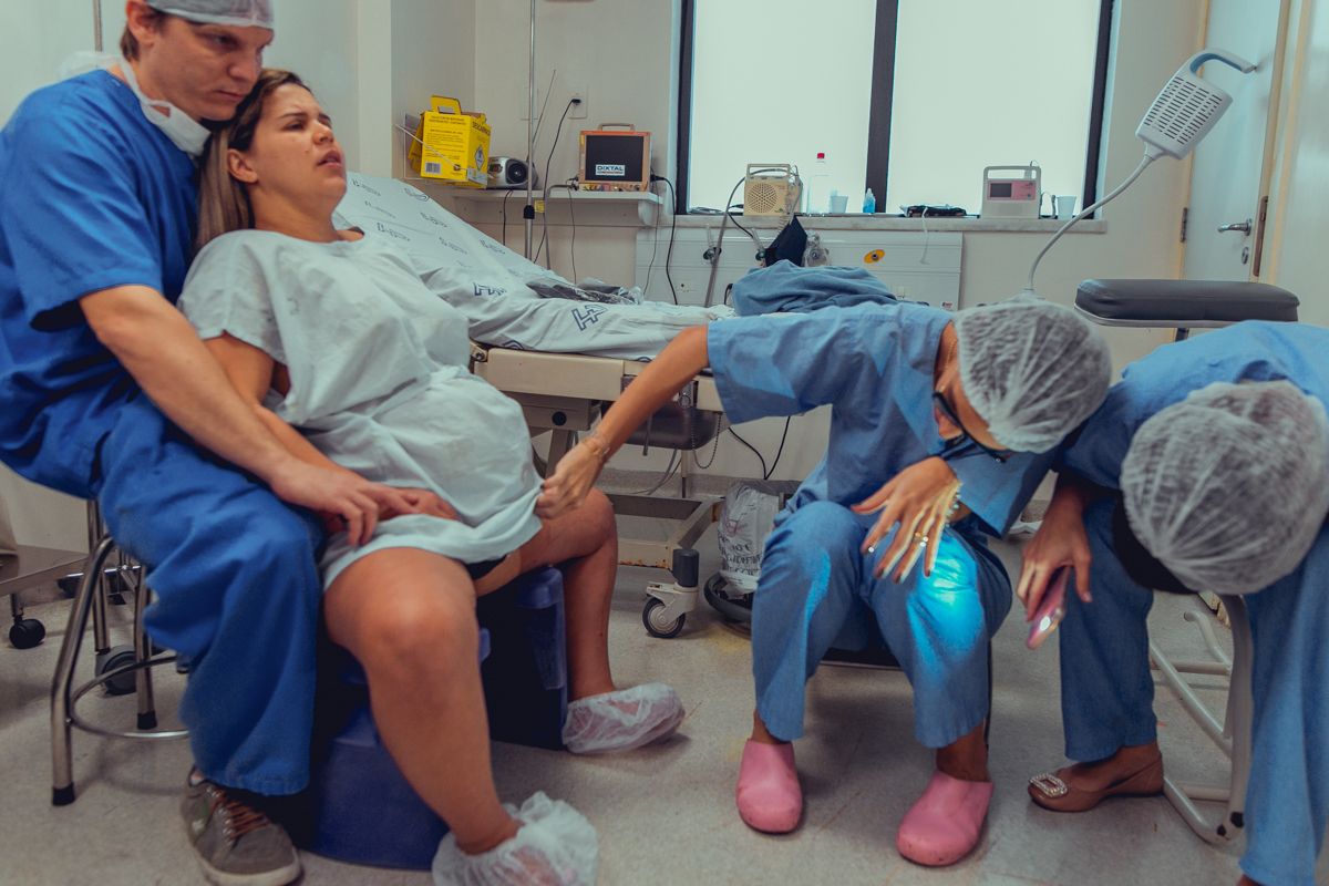 parto natural normal fotografia foto fotografa salvador inspiration nascimento humanizado vervita camila rabello obstare adriana monteiro rodrigo lemos melhor domiciliar na agua em casa hospital portugues aliança maternidade santa maria